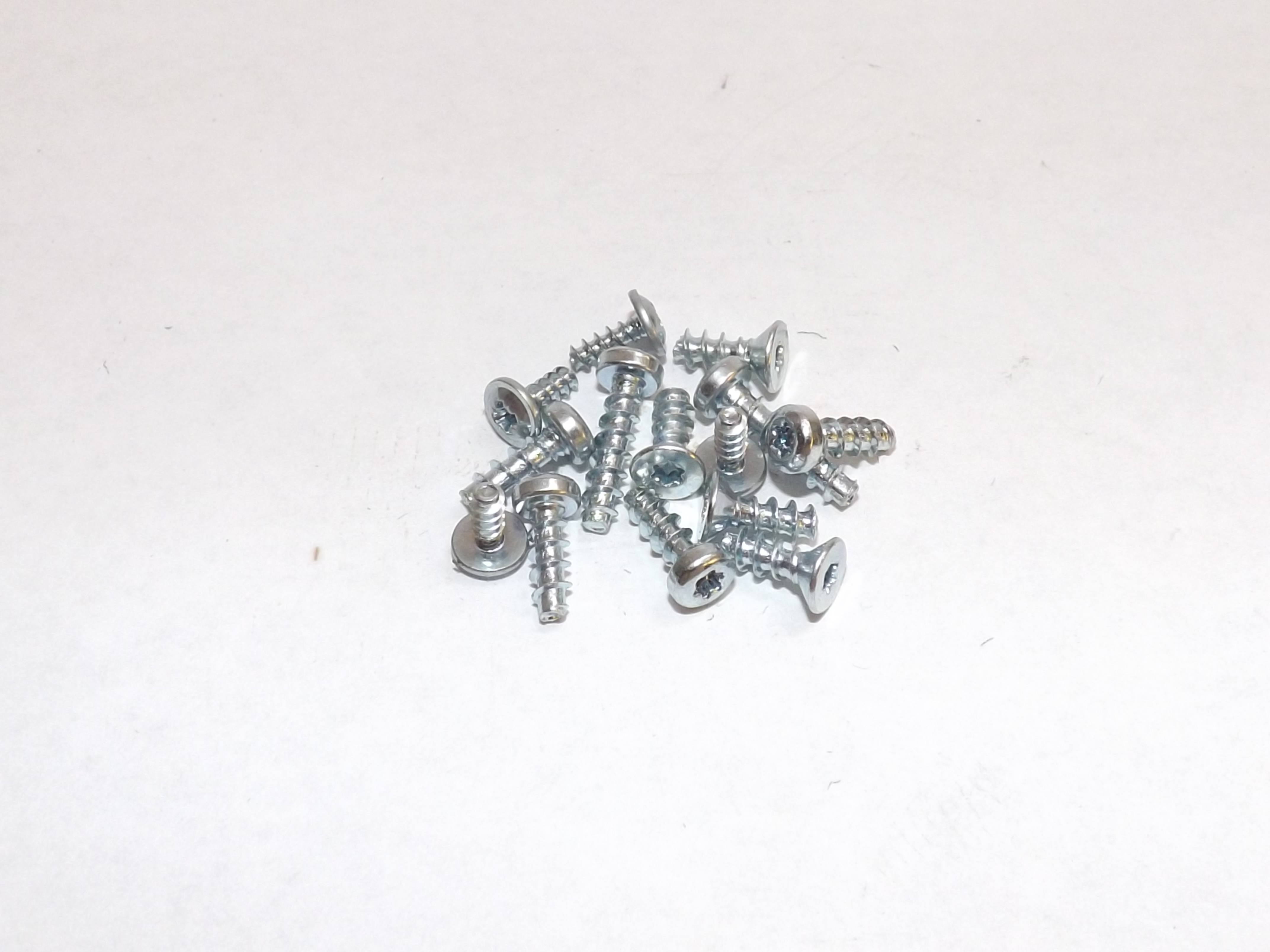 Chapman and Bradshaw Plastech Screws